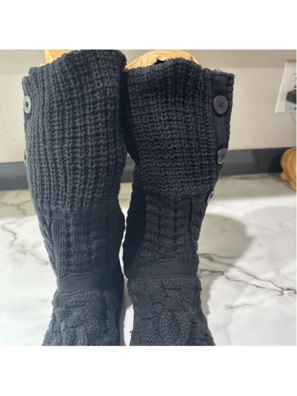 Ugg Leland Sweater Fold Over Boots Women’s 8 Black Slip On Boots Missing Button